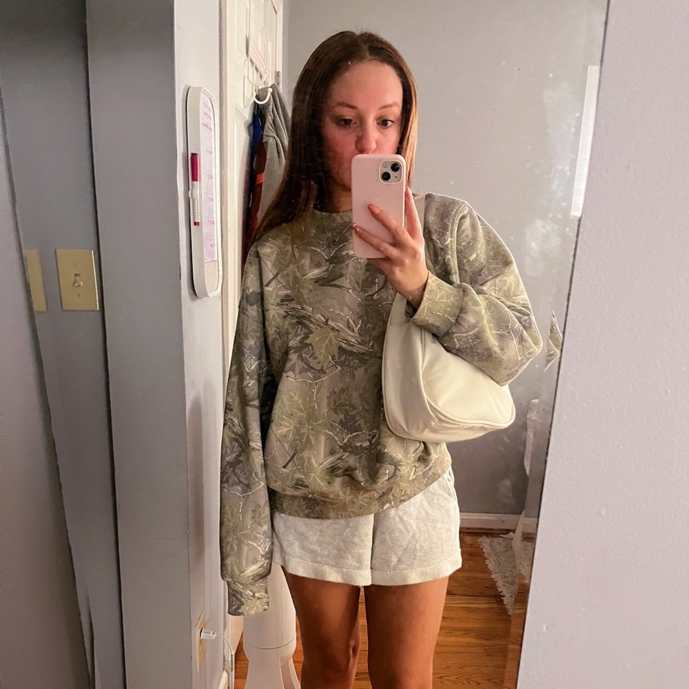 Meet your Posher, Bella